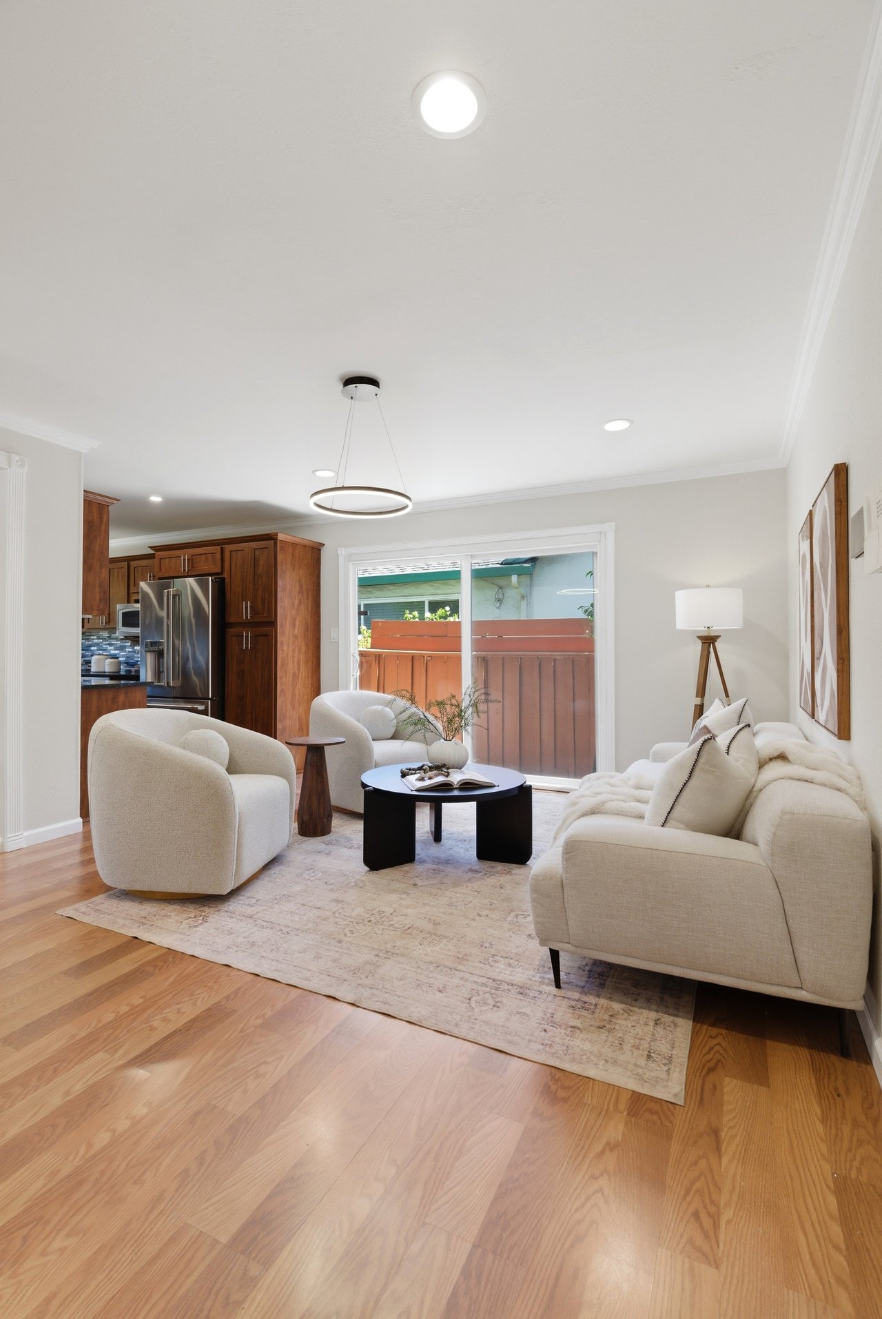 2101 Leon Drive