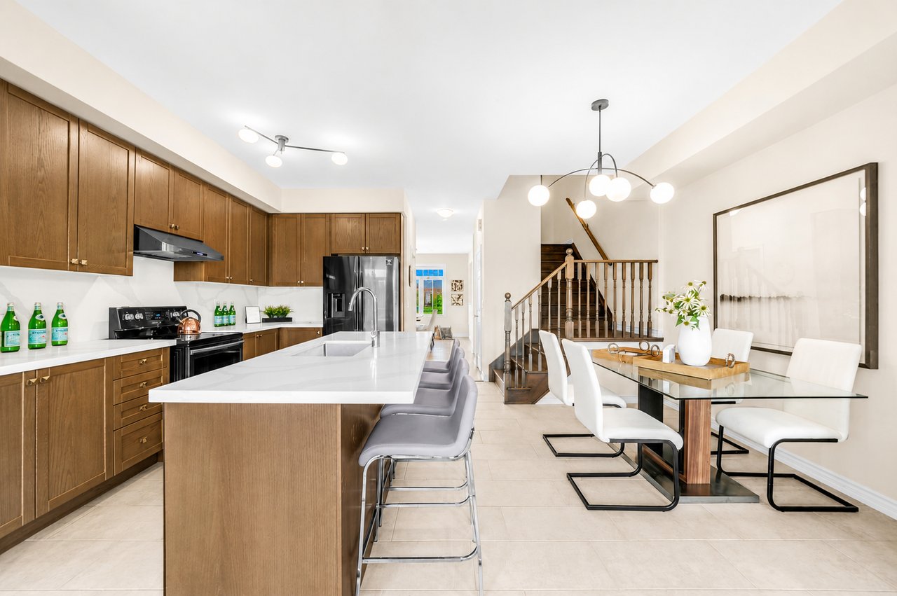 7 Delft Dr