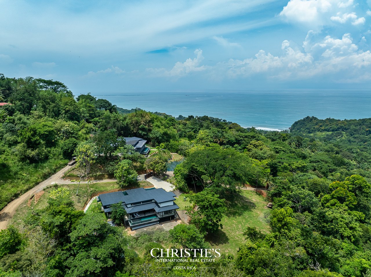 New Modern Tropical Villa 