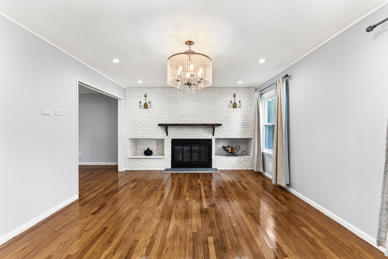14 Mayling Court