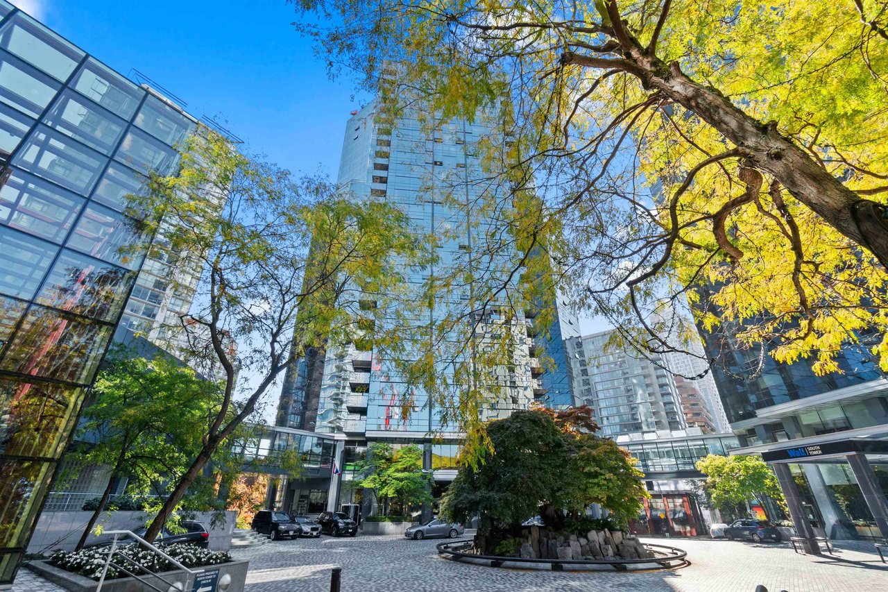 1050 Burrard St, #1807