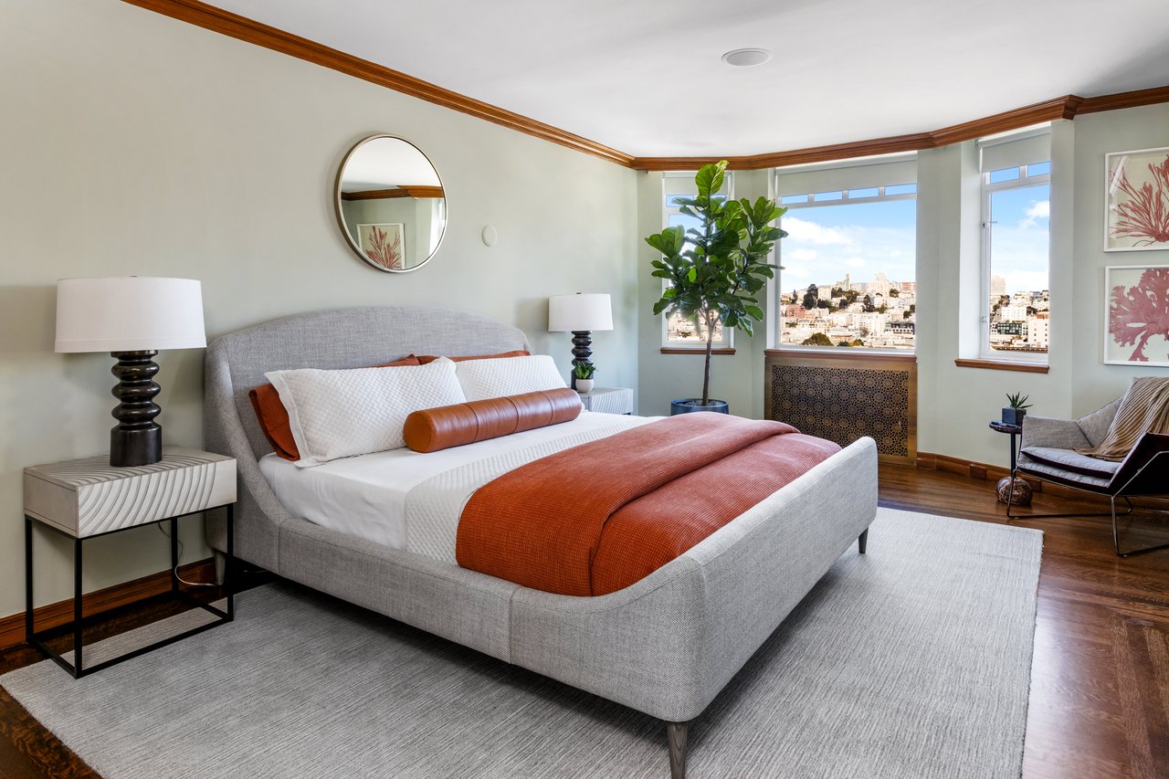 2100 Green Street Penthouse