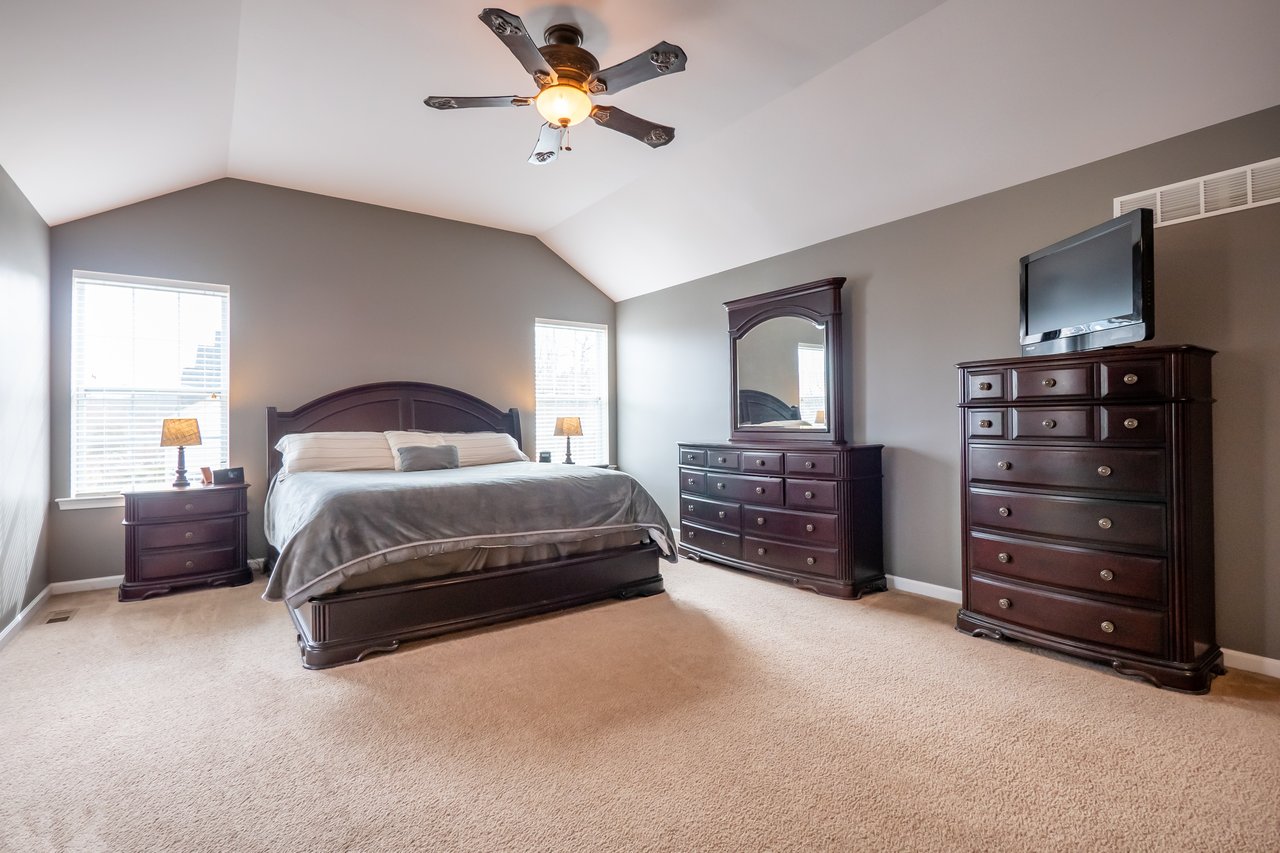 4640 Rolling Ridge Drive