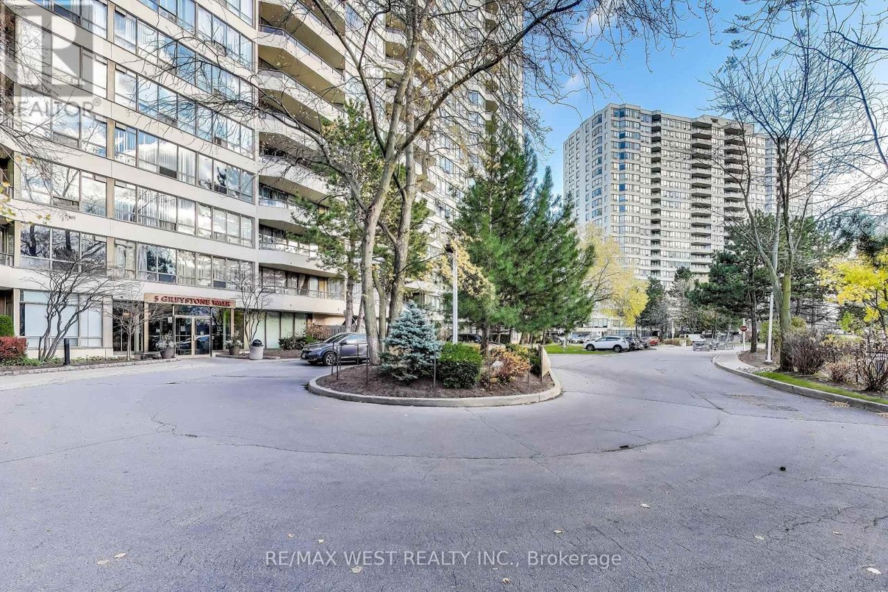 #1917 - 5 Greystone Walk Drive, Toronto Unit: 1917