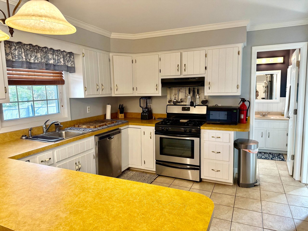 #268 Charming Coastal Retreat