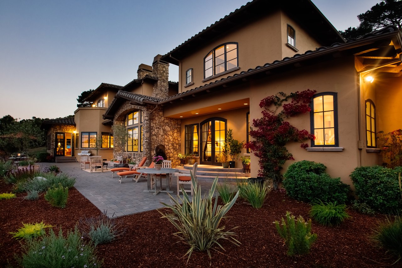 7410 Alturas Court, Monterey
