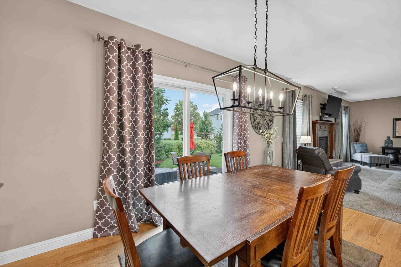 772 Marlow Bay