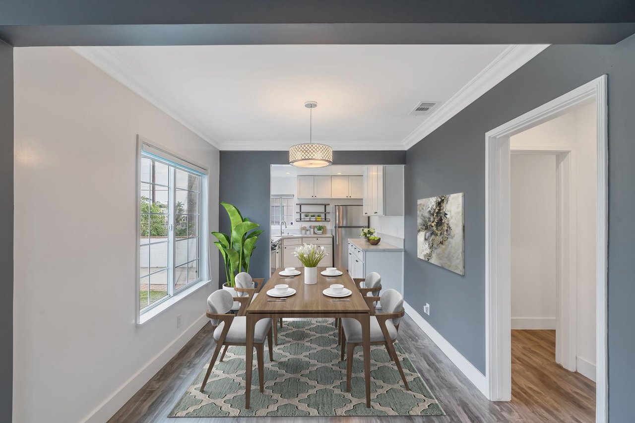 Compass Private Exclusive - North Hollywood