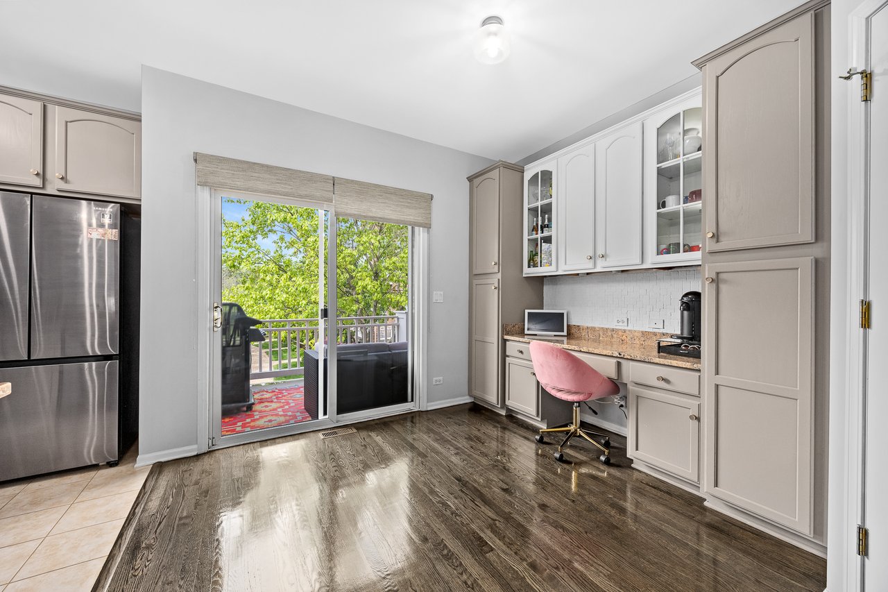 1103 Longwood Dr