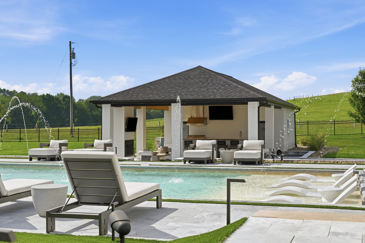 EXCLUSIVE - 234 Reibold Road