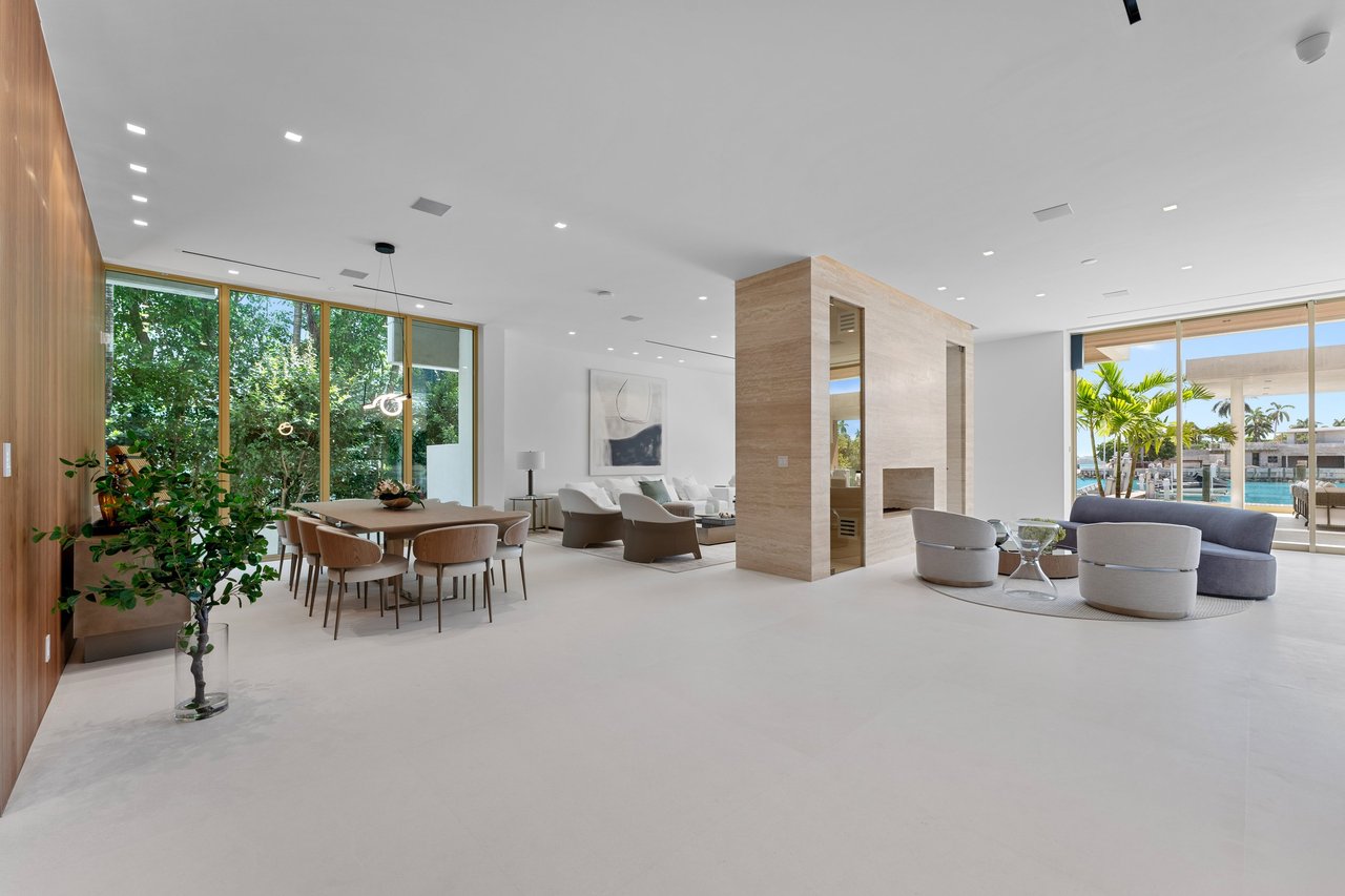 March 2025 - Karlton Companies has sold a newly constructed waterfront mansion on Allison Island in Miami Beach for $31.5 million, setting a new record for the area