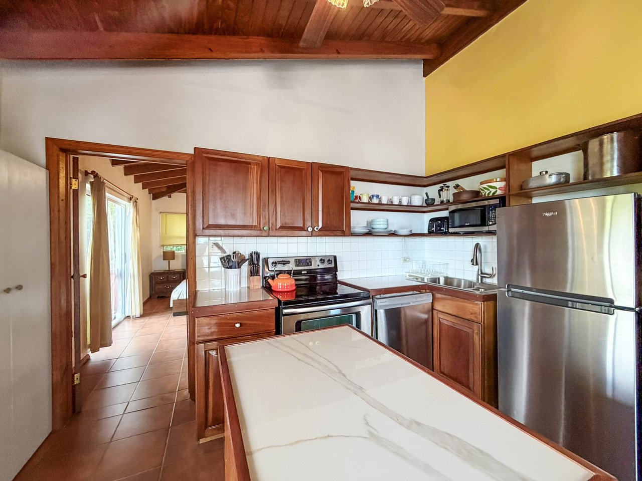 587 Lambert Beach Villa 3 Bedrooms