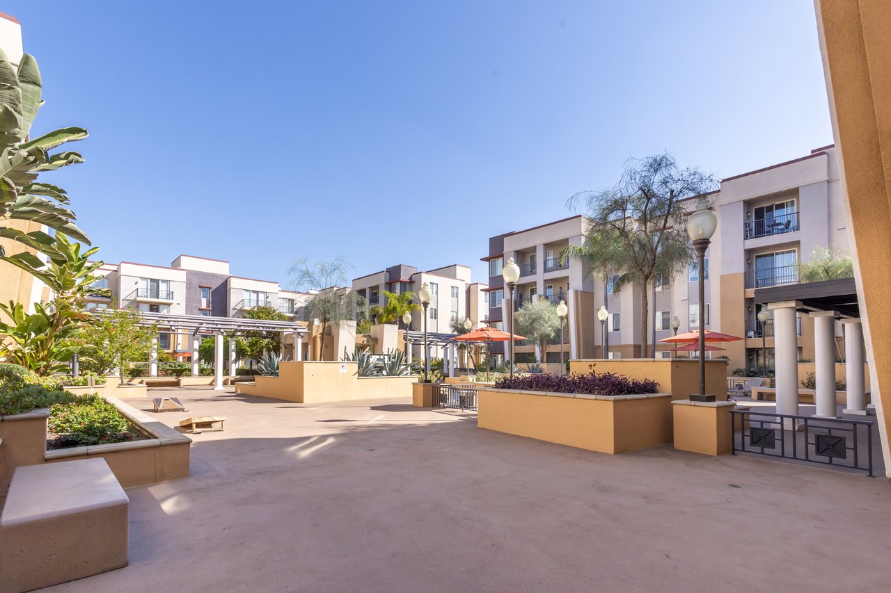 360 W Avenue 26 # 133