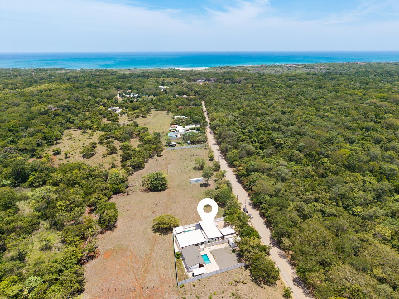 Villa Fresno | Newly Completed Contemporary Home with Private Pool Near Playa Avellanas