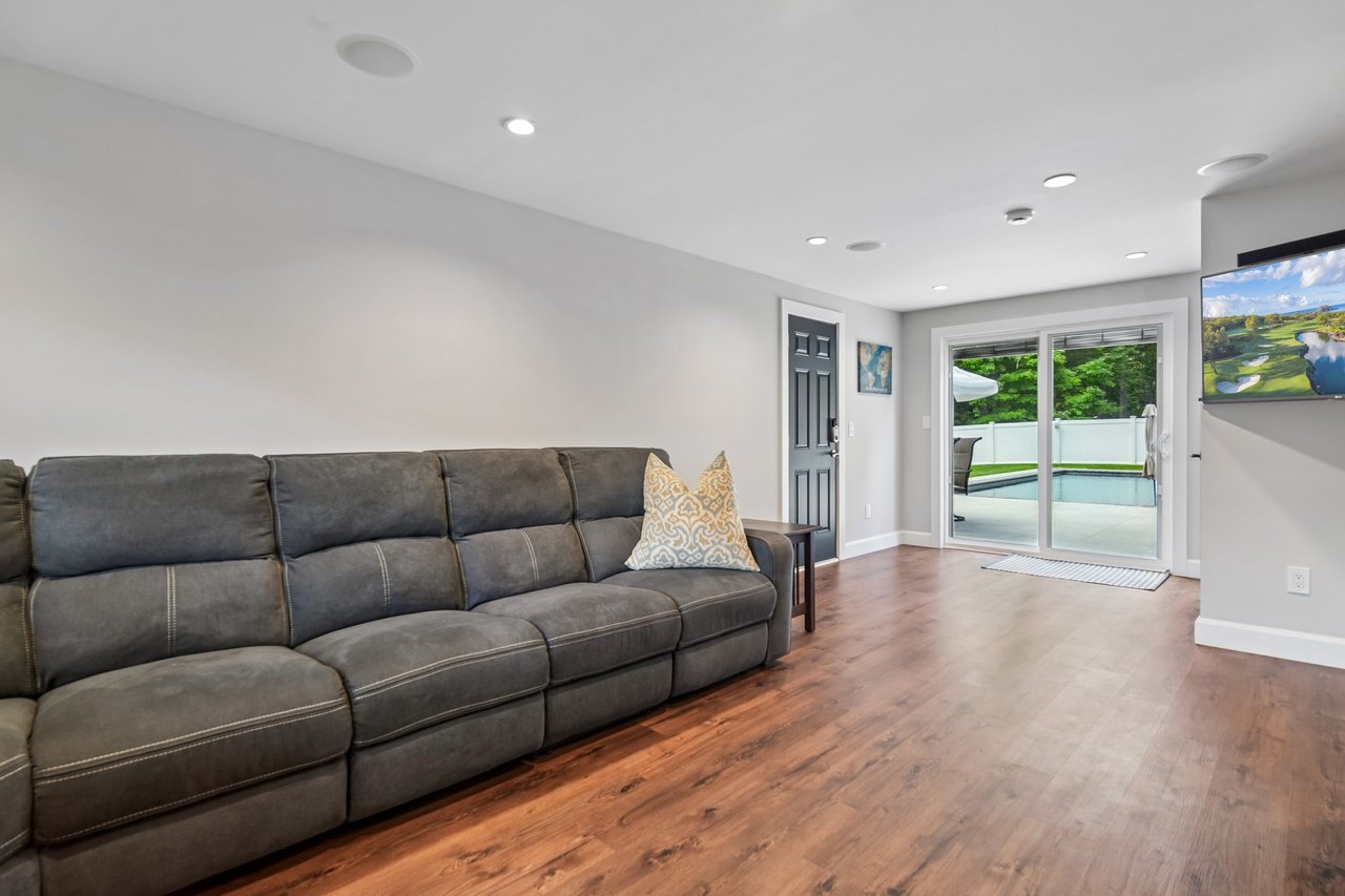 25 Ascot Way, Summit, NJ 07901