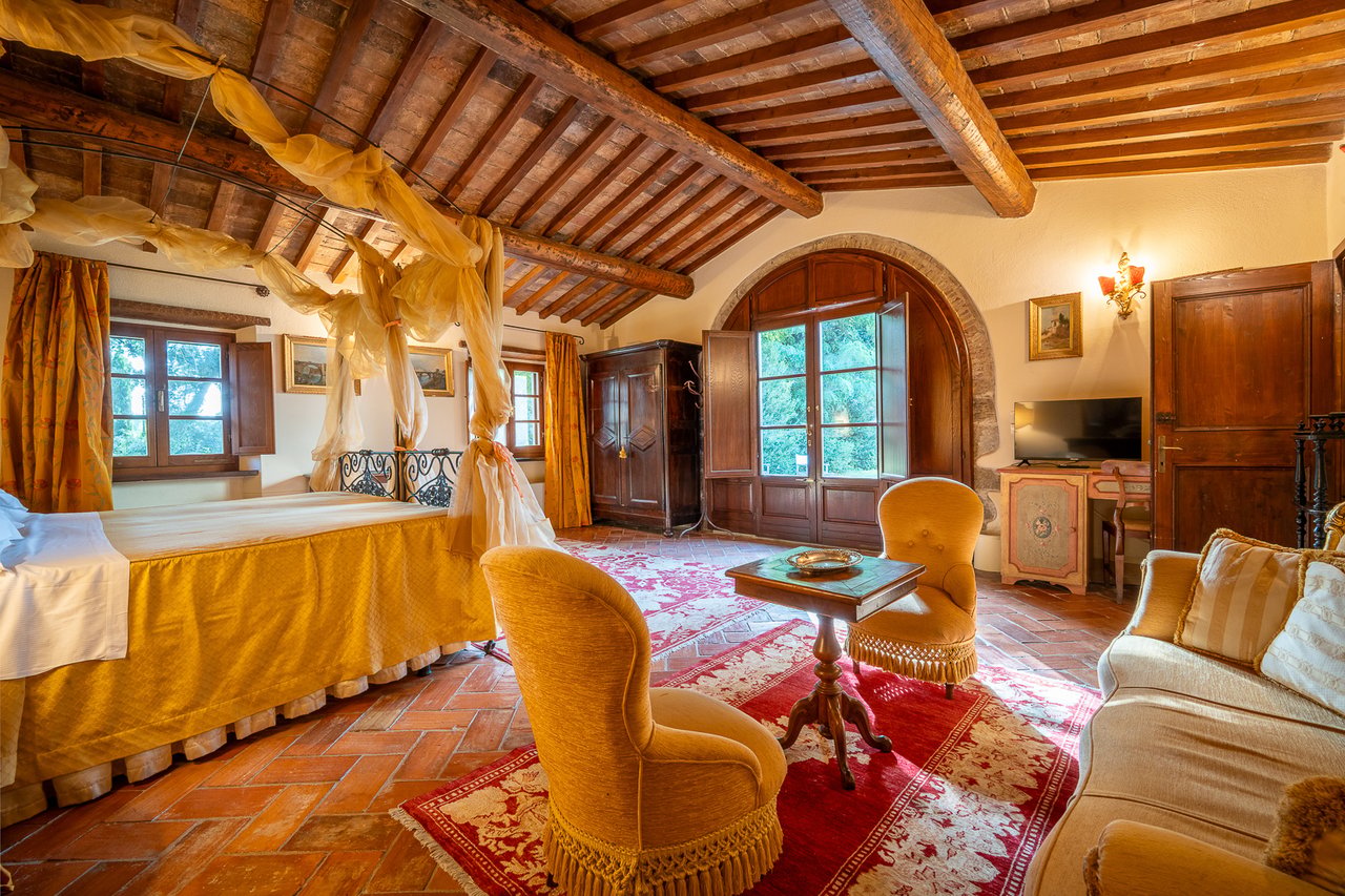 VILLA MECENATE