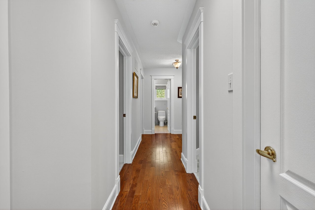 6 Falling Leaf Crt, Aurora