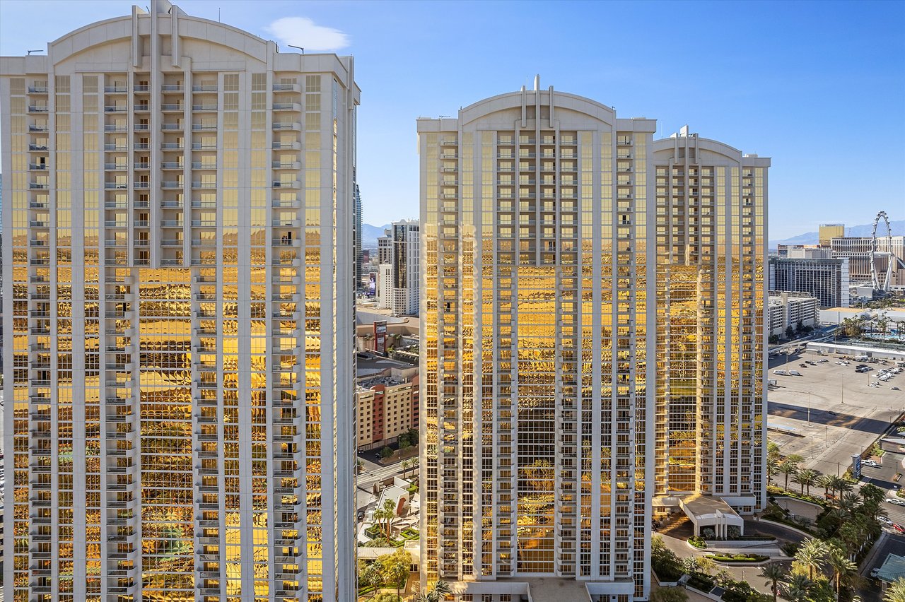 125 East Harmon Avenue 3520