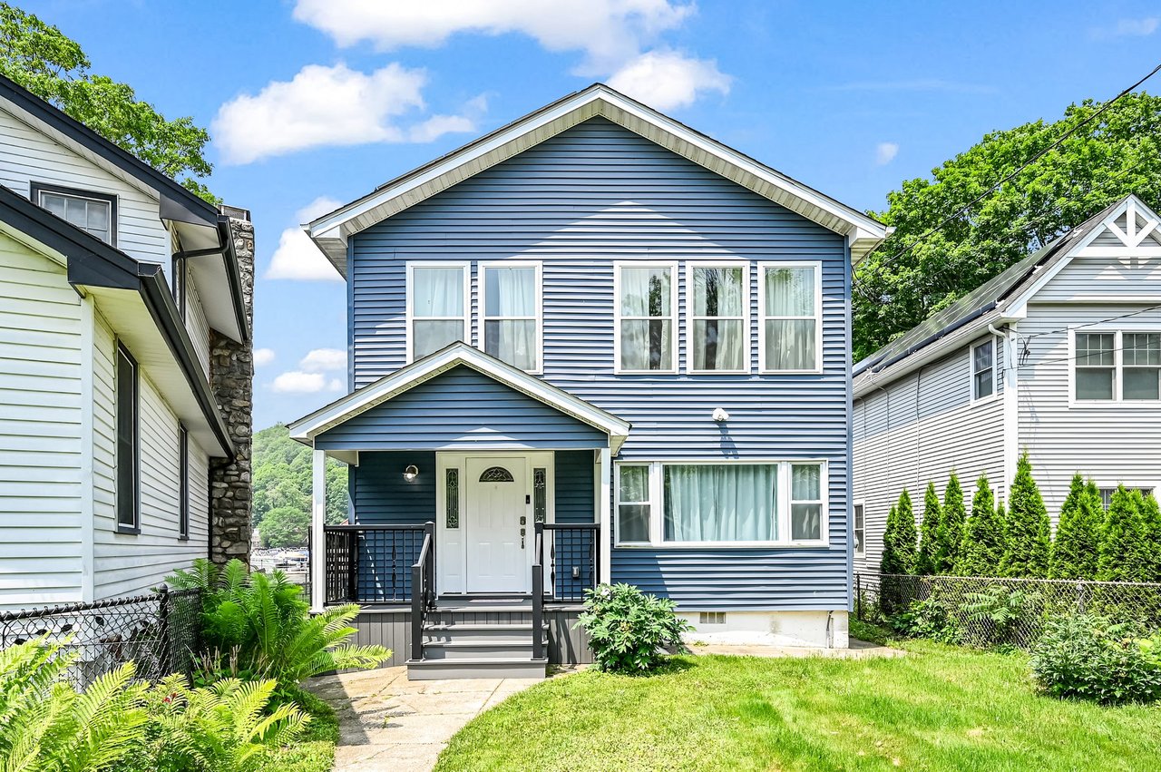 65 Murray Rd Greenwood Lk NY