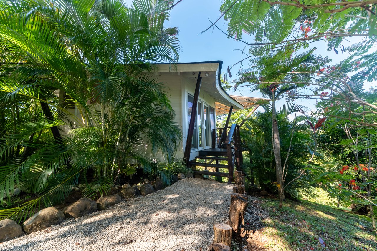 Mikado Natural Lodge | Turnkey Eco Lodge with Ocean Views & Expansion Potential in Guanacaste
