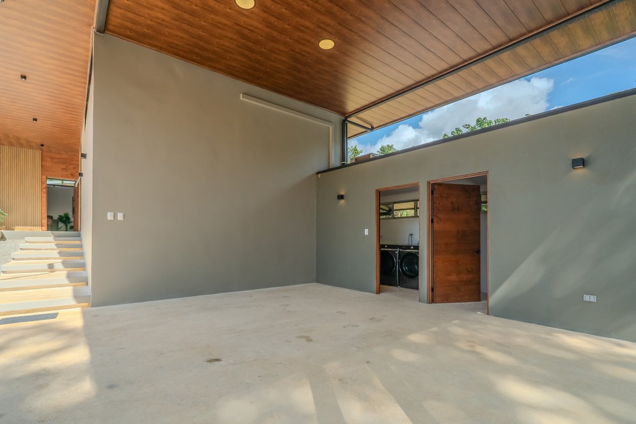 Brand New Tropical Jungle Home in Ojochal