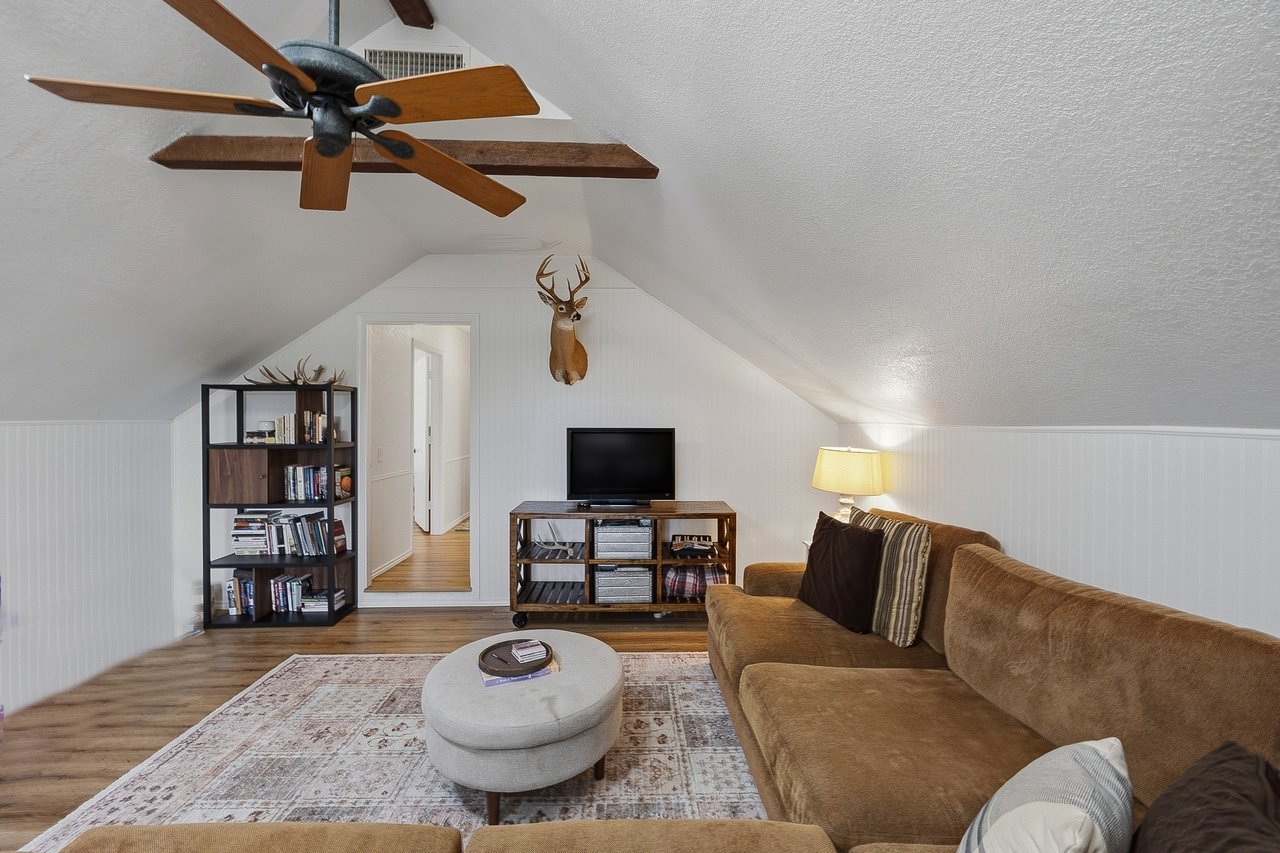 Acreage, Updated, All Near All Saints Episcopal School