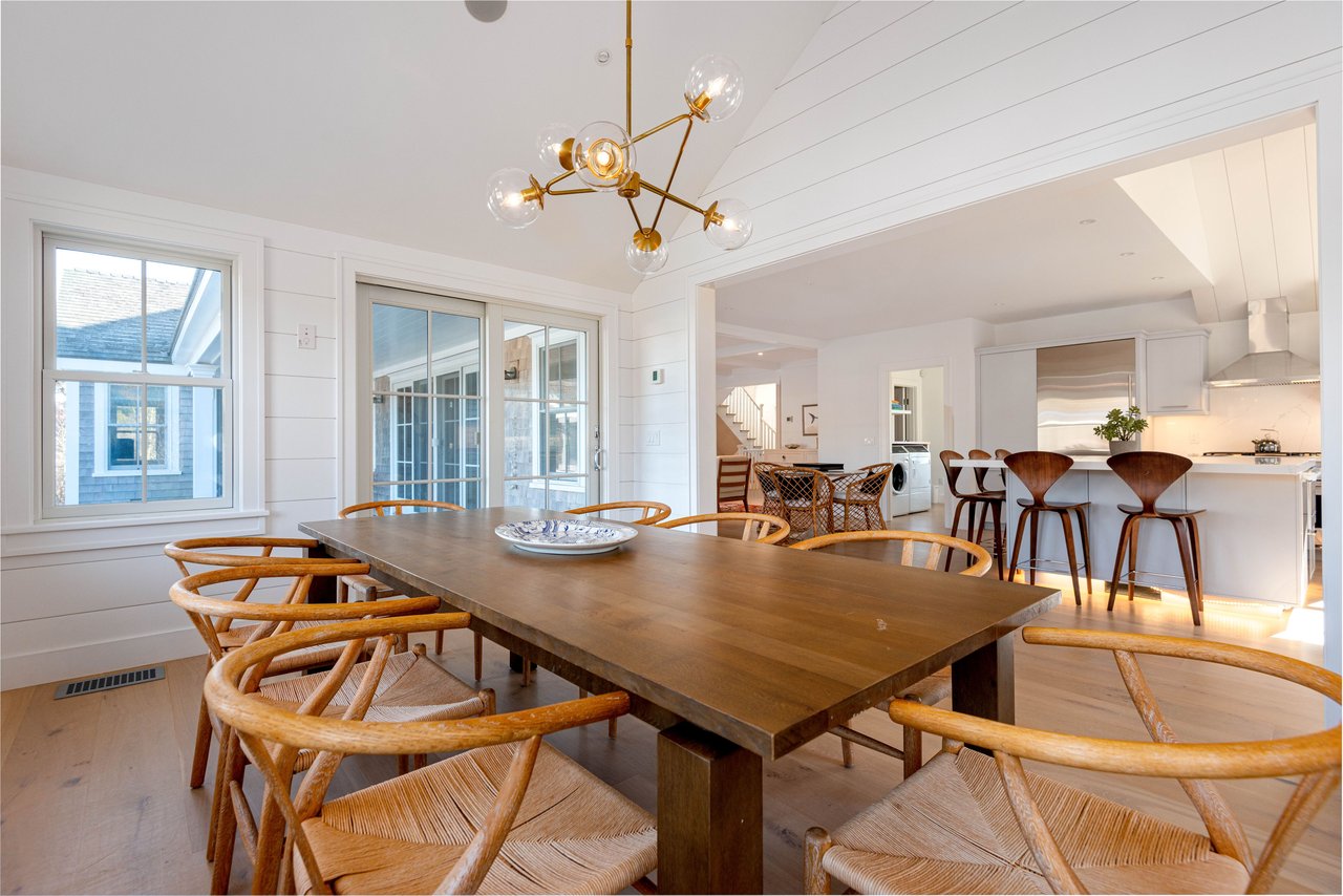 8 Masaquet Road