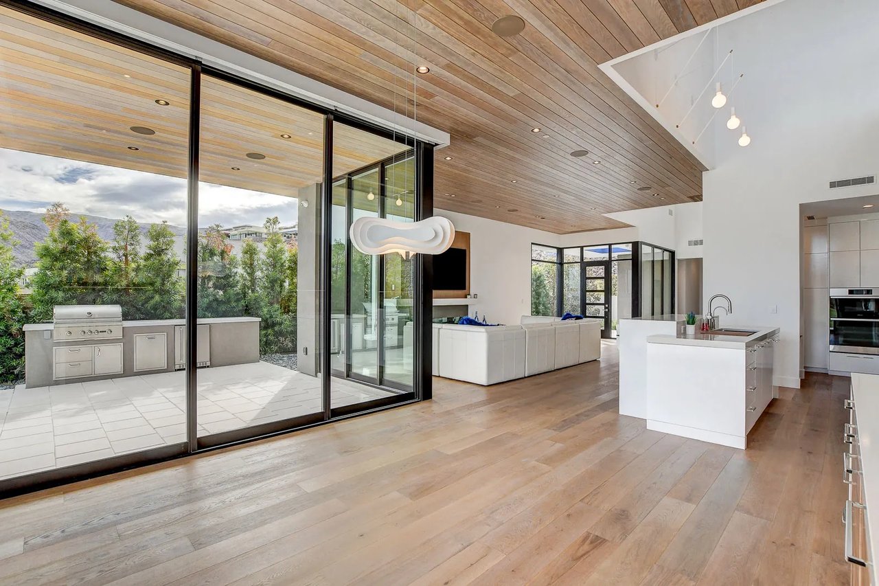 Modern Model Home for Sale in MacDonald Highlands