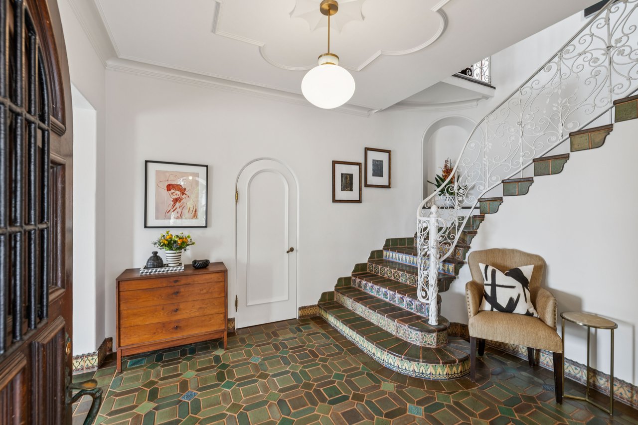 Historic Marina Boulevard Property with Stunning Views