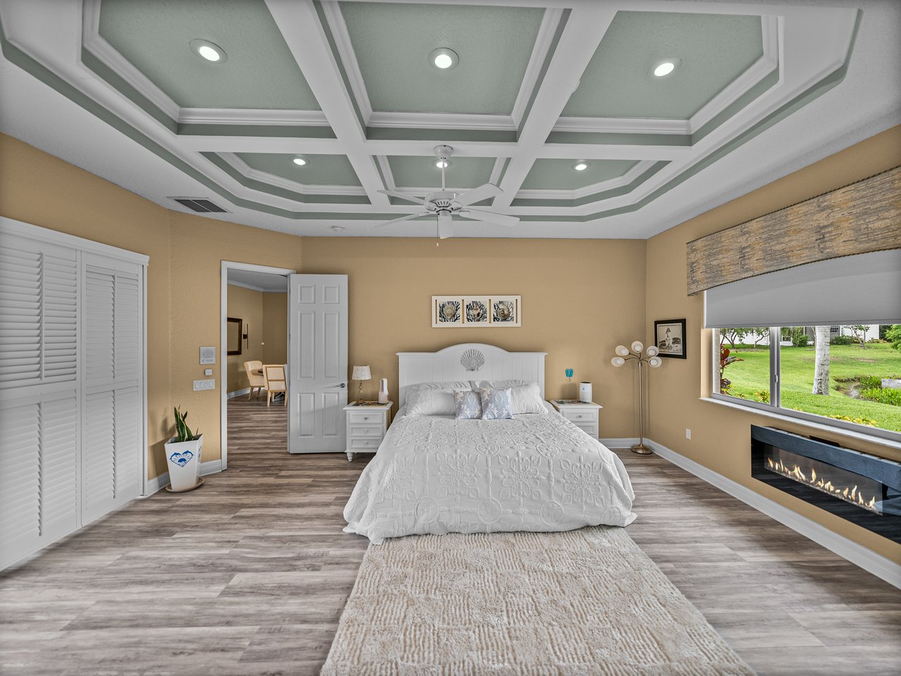 12413 WOODLANDS CIR