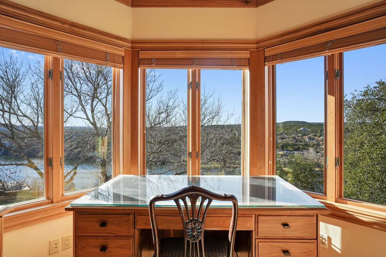 3800 Hunterwood Point