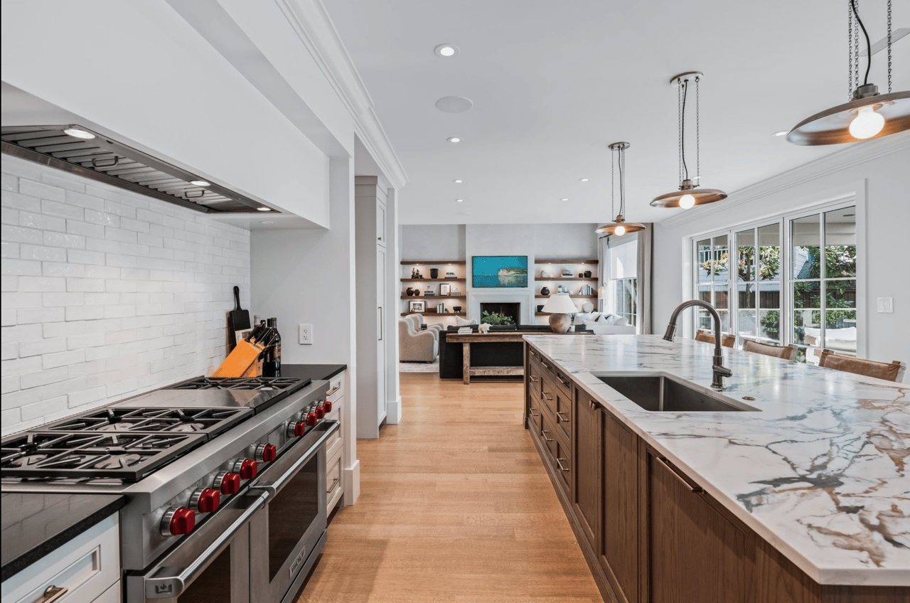 4374 Erwin Drive