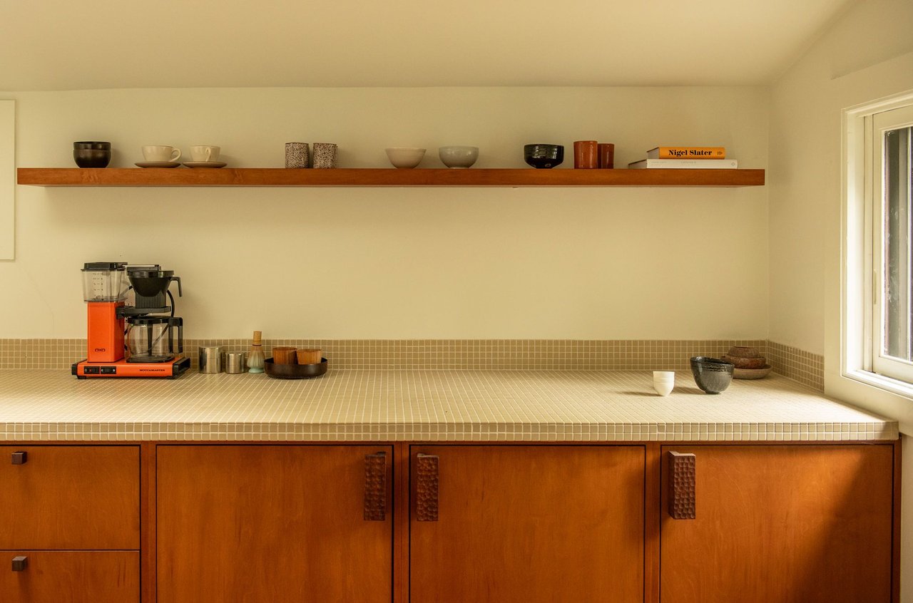 276 Chestnut Hill Road, Woodstock