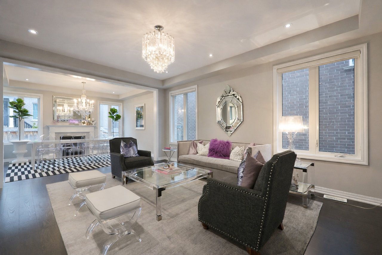 3205 Violet Gardens, Oakville