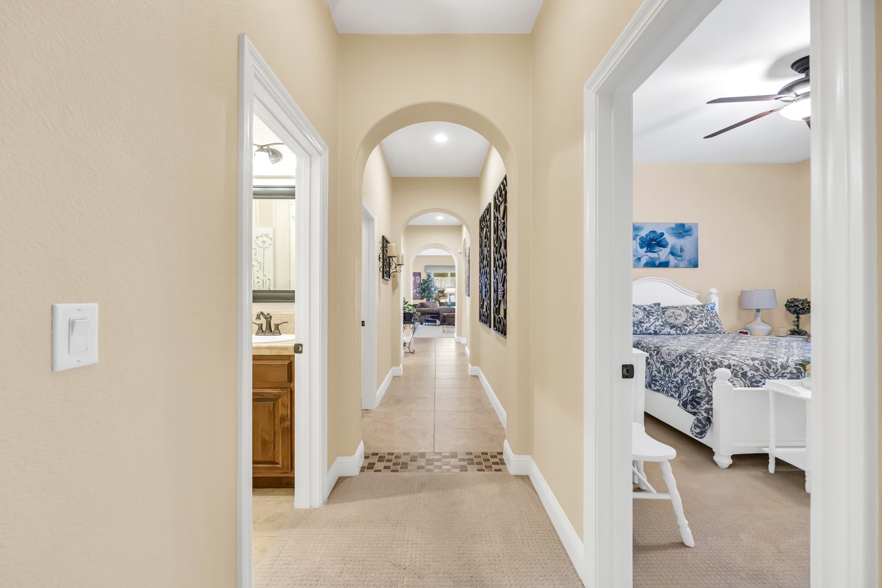 4040 Borderlands Dr