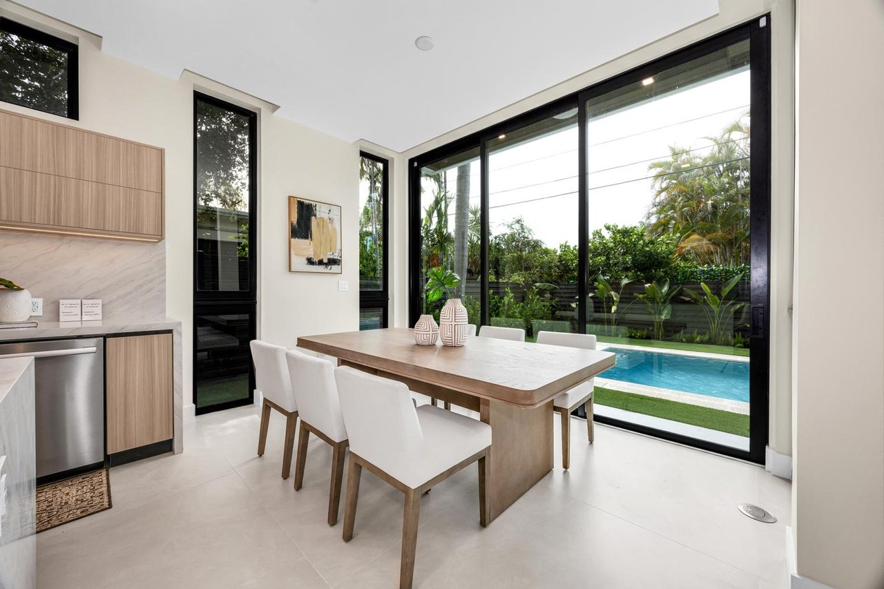 Sophisticated New Construction in the Heart of Miami