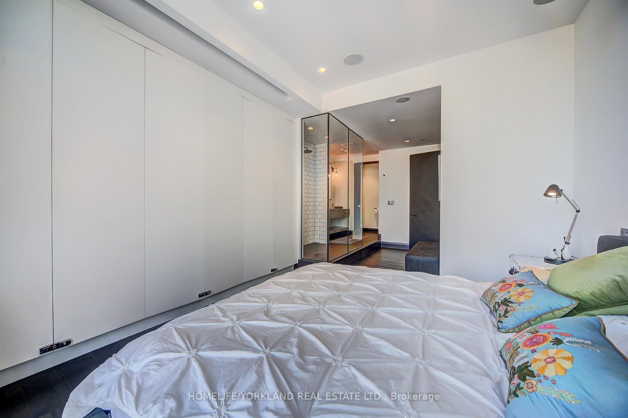 10 Navy Wharf Crt Ph02