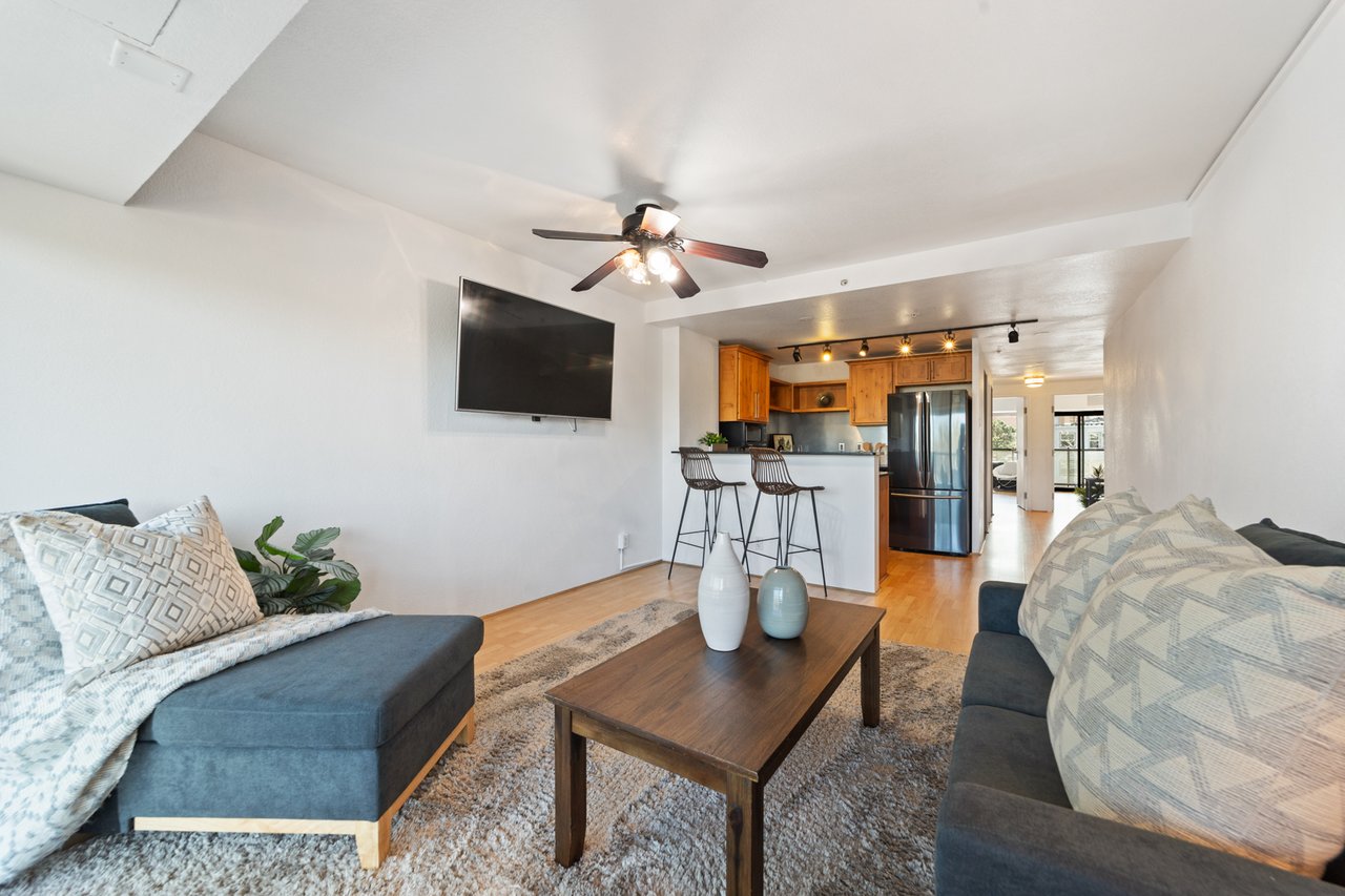 417 E Kiowa Street 401