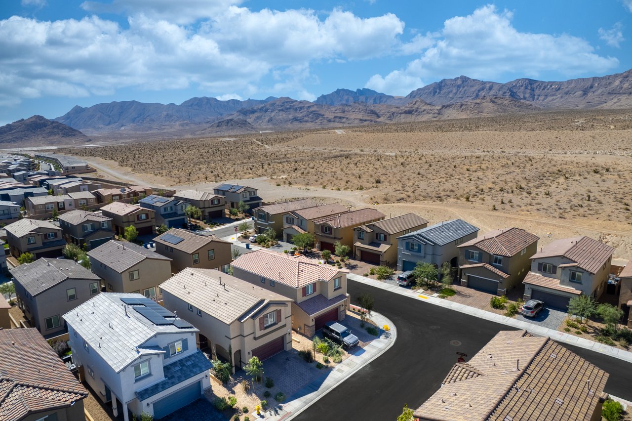 10983 Cambridge Lakes Ave