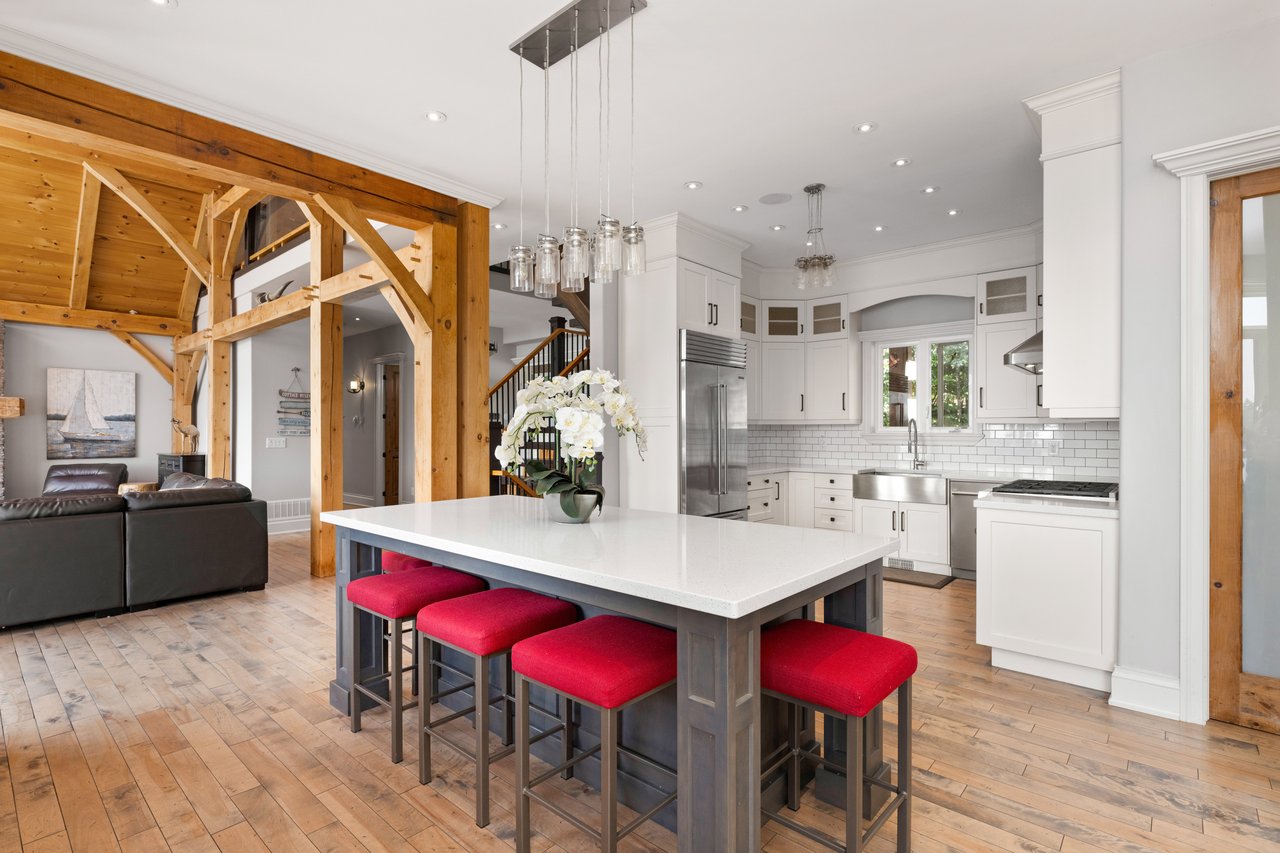 15 GORDON POINT LANE