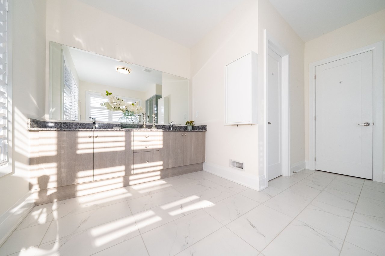 38 Bud Leggett Cres