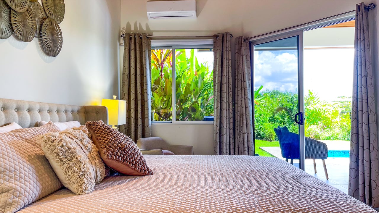Gorgeous 2 Bedroom Villa with Mountain View