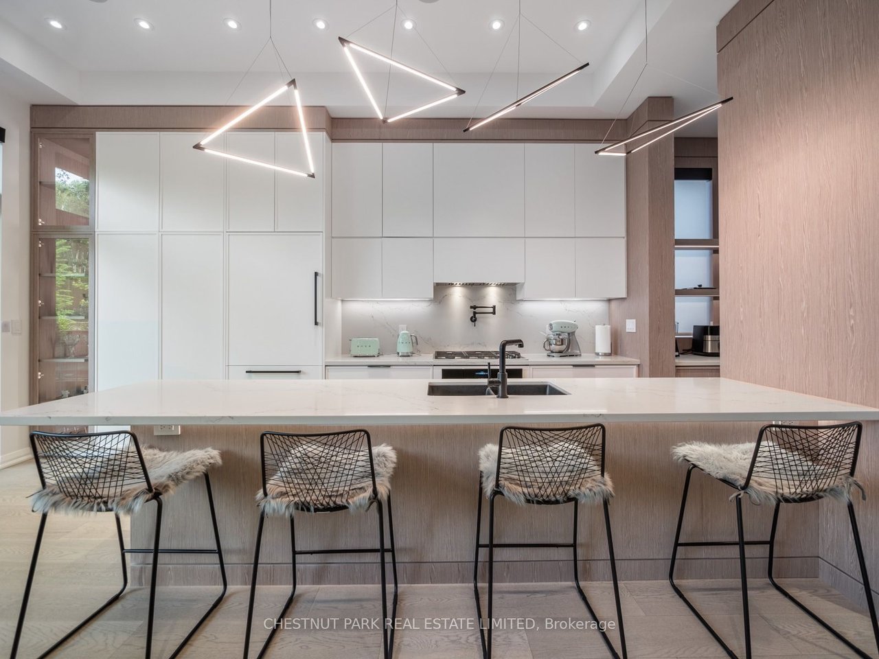 50 Southvale Dr