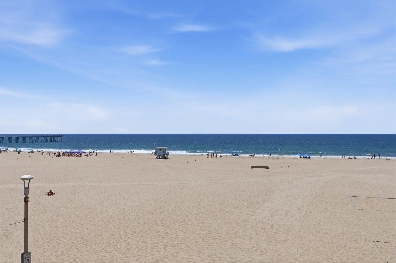 1602 The Strand (Entire Property)