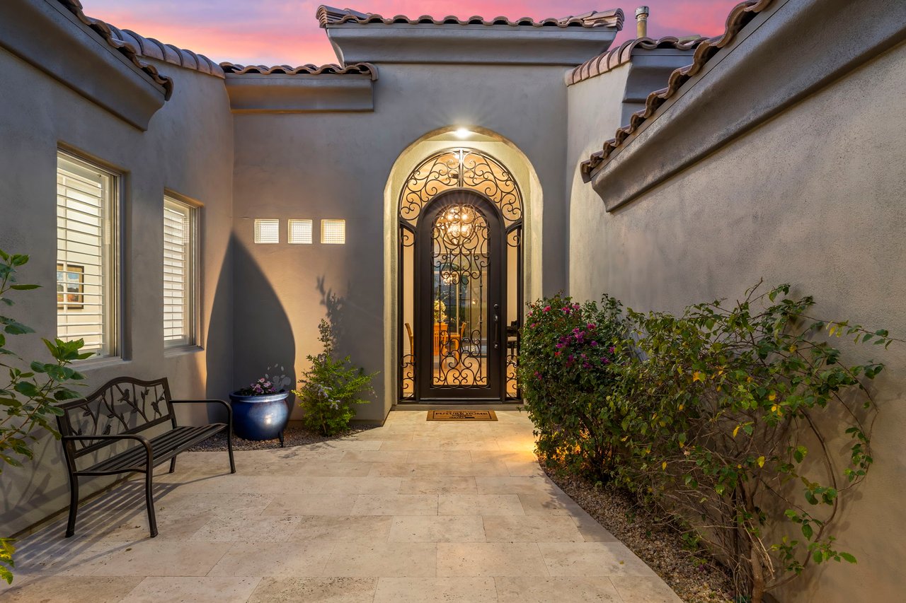 10952 E KORA Lane