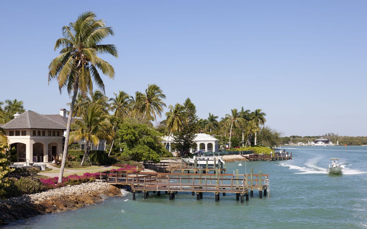 Aqualane Shores
