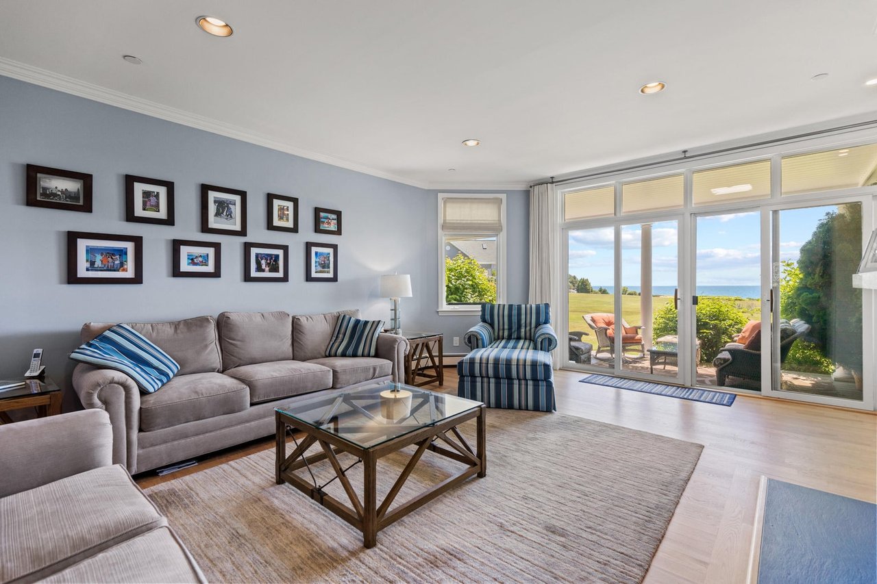 16 Atlantic Drive, Unit #: 16