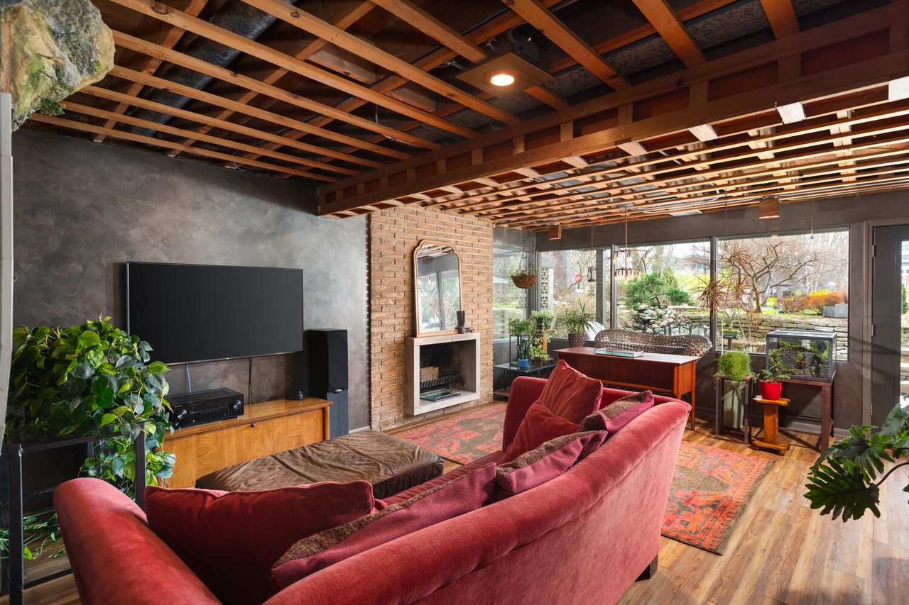 125 Maple Lane