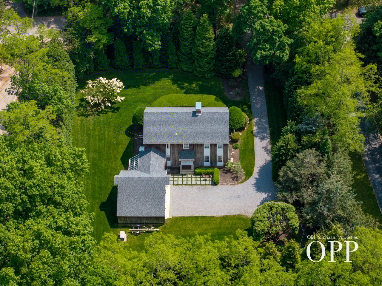 2/3 Acre Gem in the Hamlet