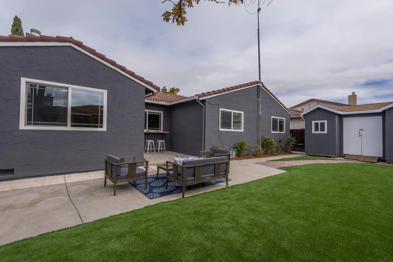 2922 Glen Darby Ct